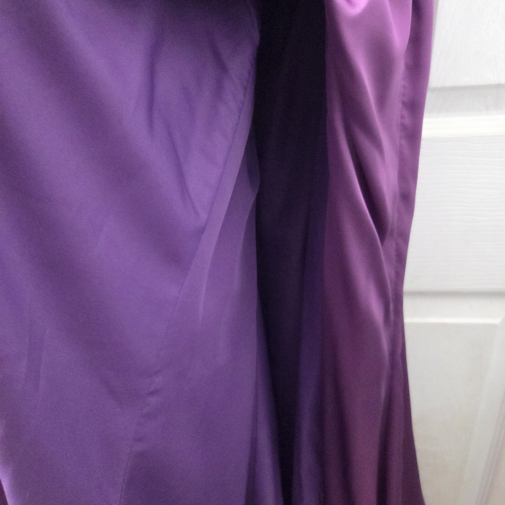 Elegant One Shoulder Satin Dress in Deep Purple - Picture 10 of 12